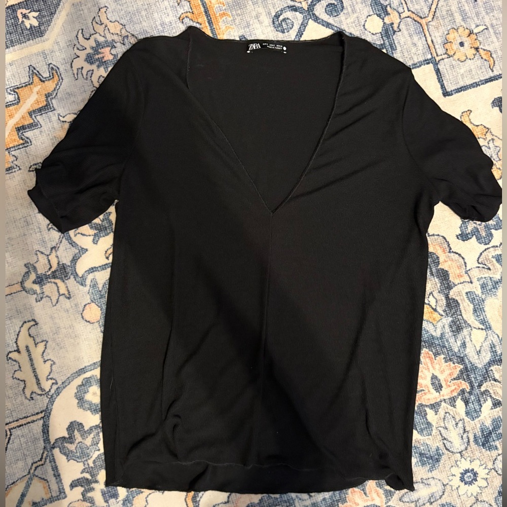 Zara Elegant Black Knit Top